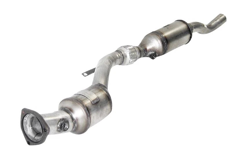 Volkswagen Passat 2.8L Catalytic Converter 2000-2005 Passenger Side 14H21-101