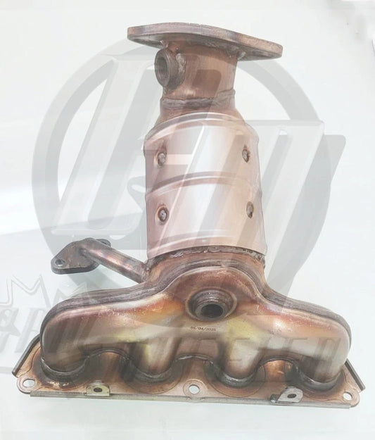 Fit Hyundai KONA 2.0L Manifold Catalytic Converter 2021-2023