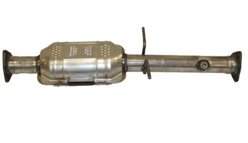 Chevrolet S10 Pick Up 2.2L Catalytic Converter 1997-98 10H41-813