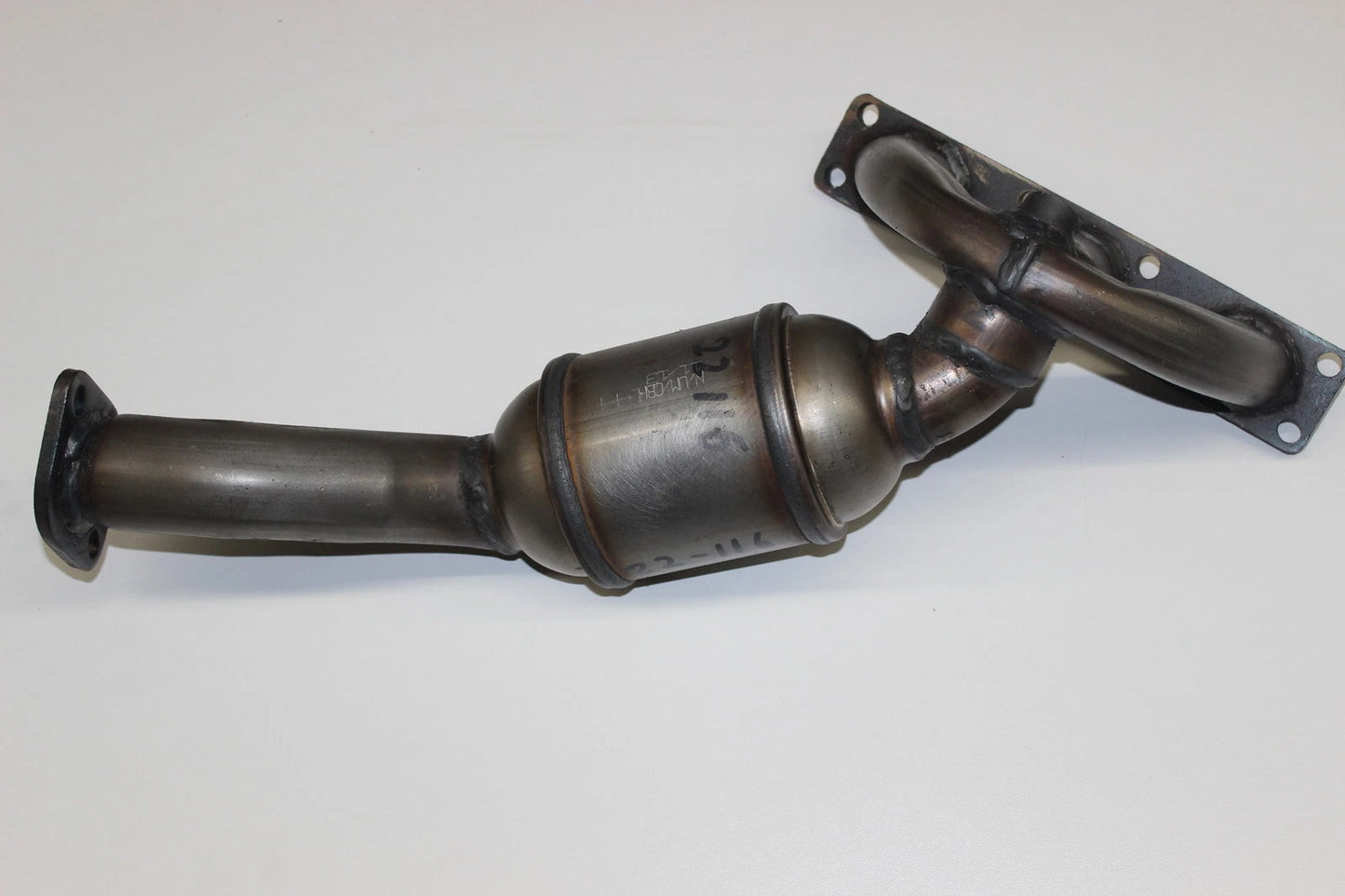BMW 325i 325xi 325ci 3.0L Rear Catalytic Converter 2001 TO 2005 7H22-16